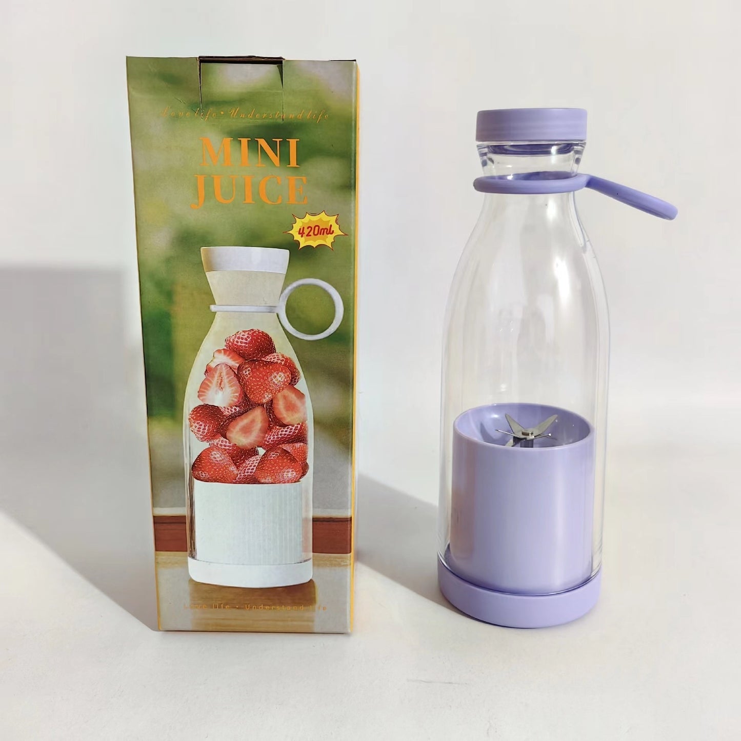 Mini Portable Juicer – 150W Rechargeable Blender with Food-Grade Cup (420ml)