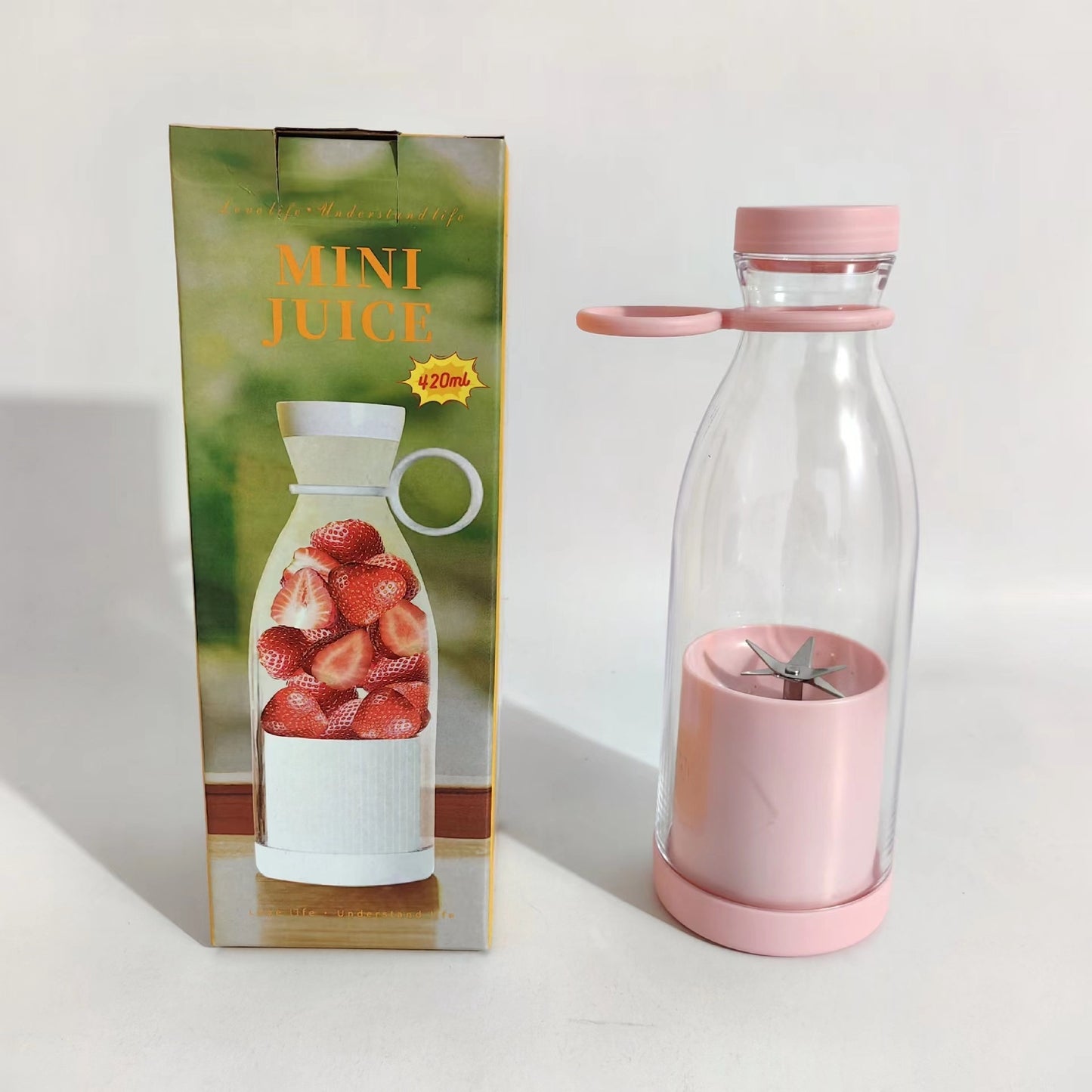 Mini Portable Juicer – 150W Rechargeable Blender with Food-Grade Cup (420ml)